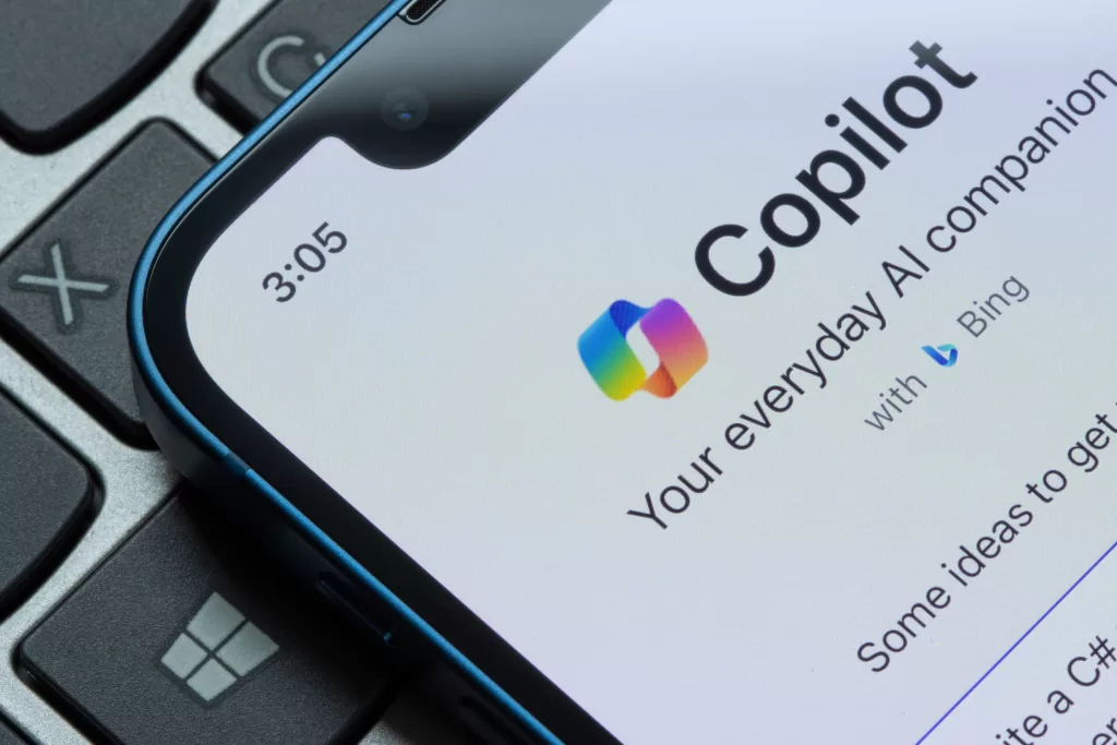 Microsoft atualiza serviço de IA com novas ferramentas de comando de voz, leituras de telas e atalhos no computador